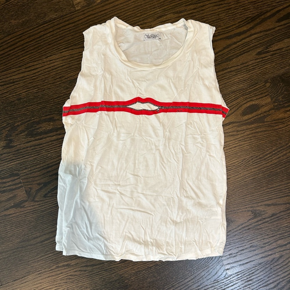 Lauren Moshi Graphic Sleeveless Tee